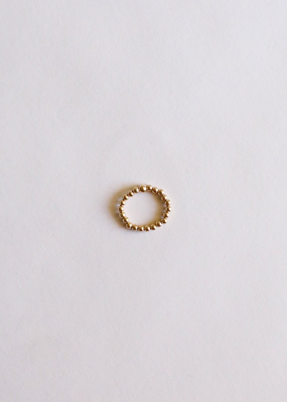 Plaqué or 14 carats || Bague élastique perlée || Empilable