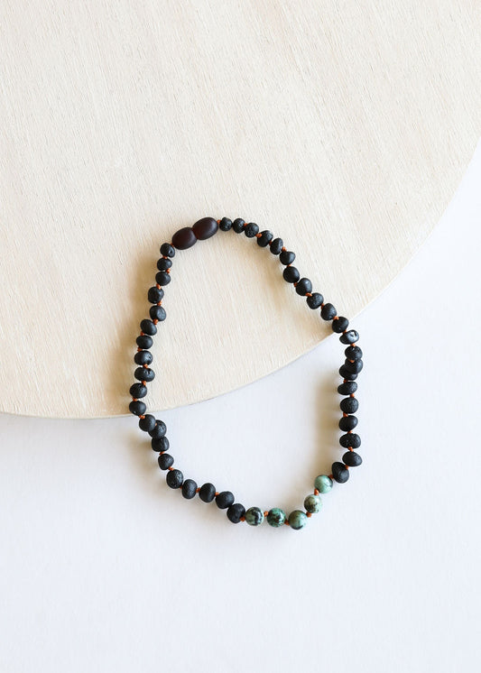 Collier en ambre brut de la Baltique noire + jaspe turquoise