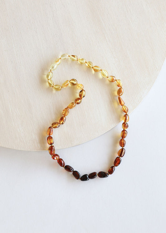 Collier en ambre de la Baltique poli couleur ombrée