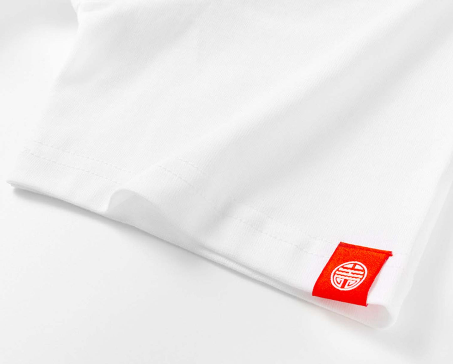 T-shirt brodé KH740 Montagnes