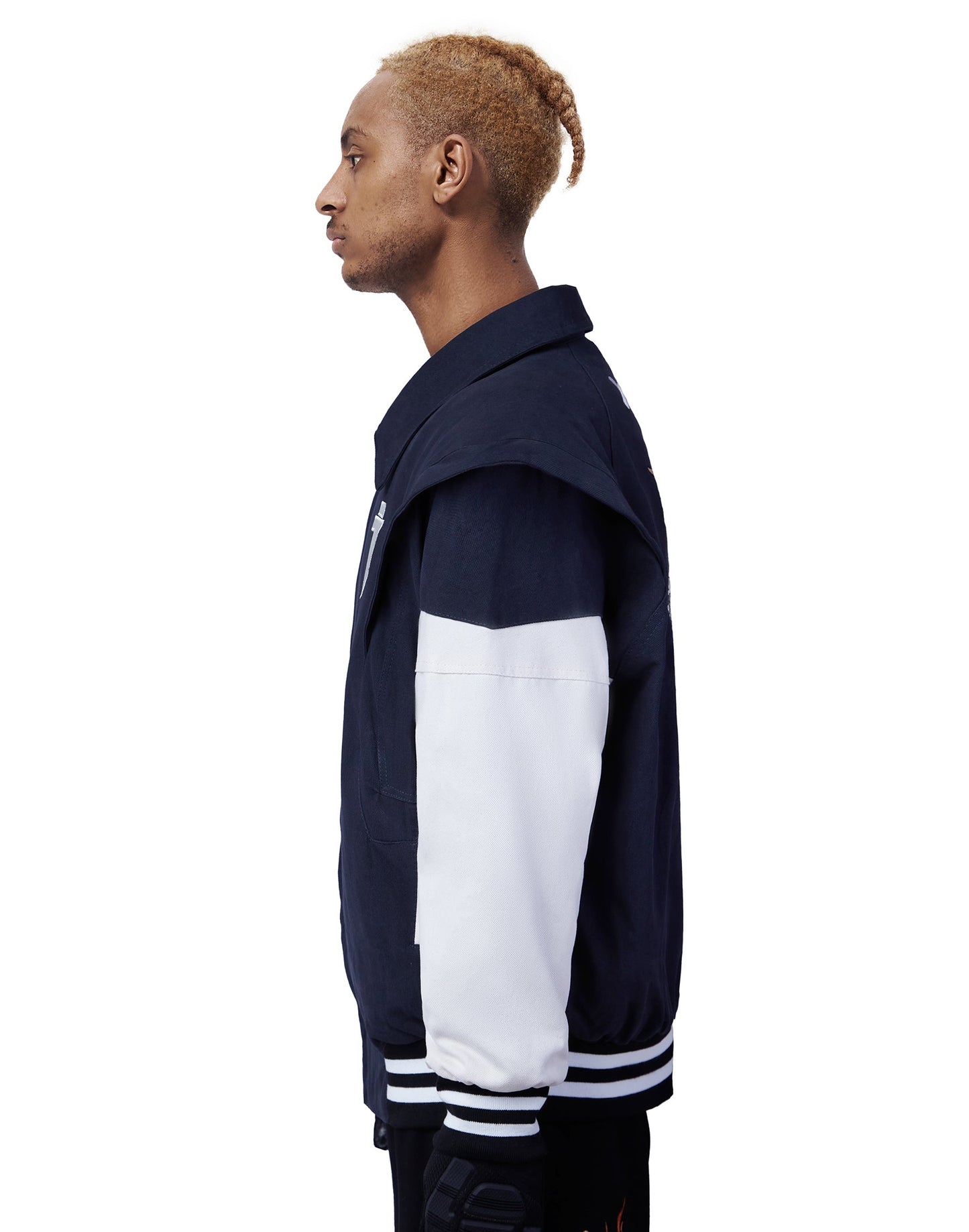 Blouson brodé Dragon au repos YEJ5