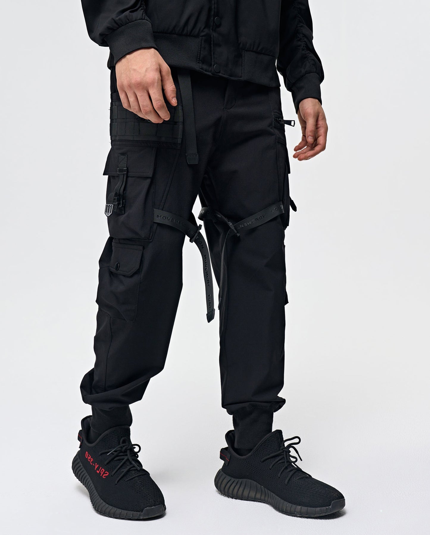 Pantalon noir classique 172