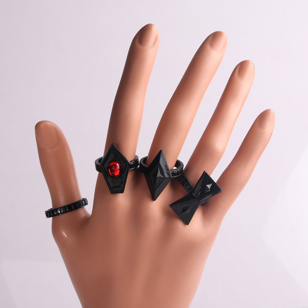 Walnut Exquisite Black Ring Set