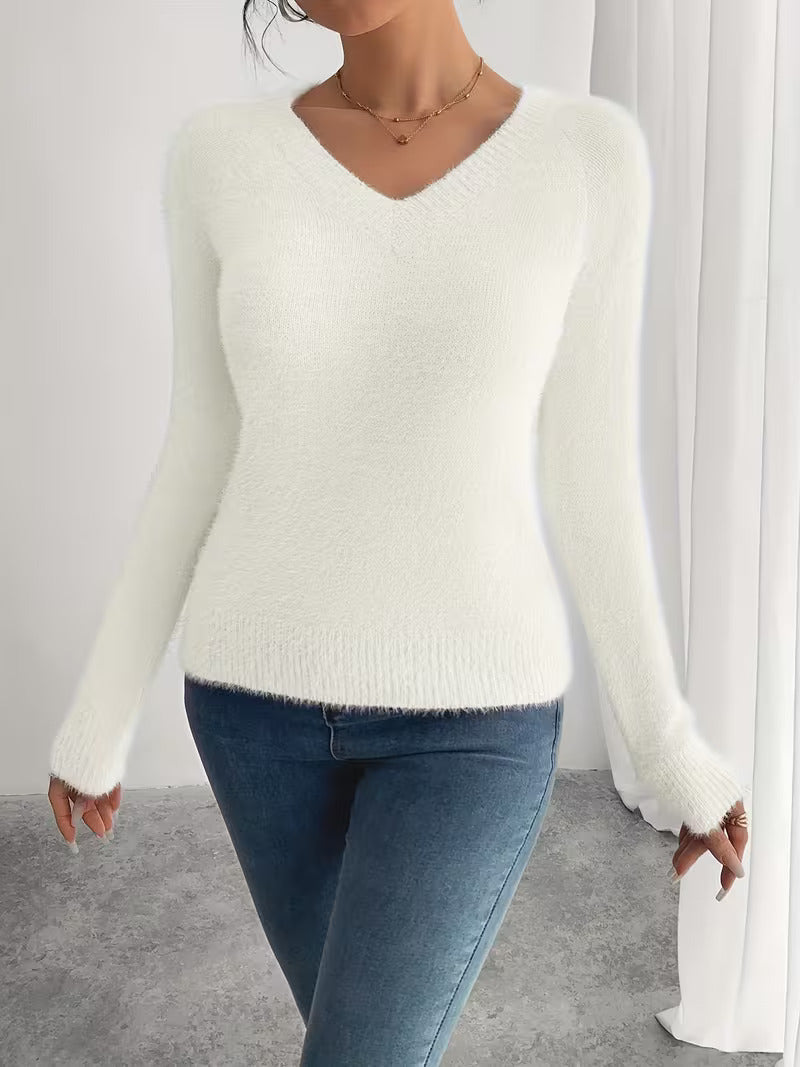 V-neck Solid-color Knitted Warm Plush Sweater