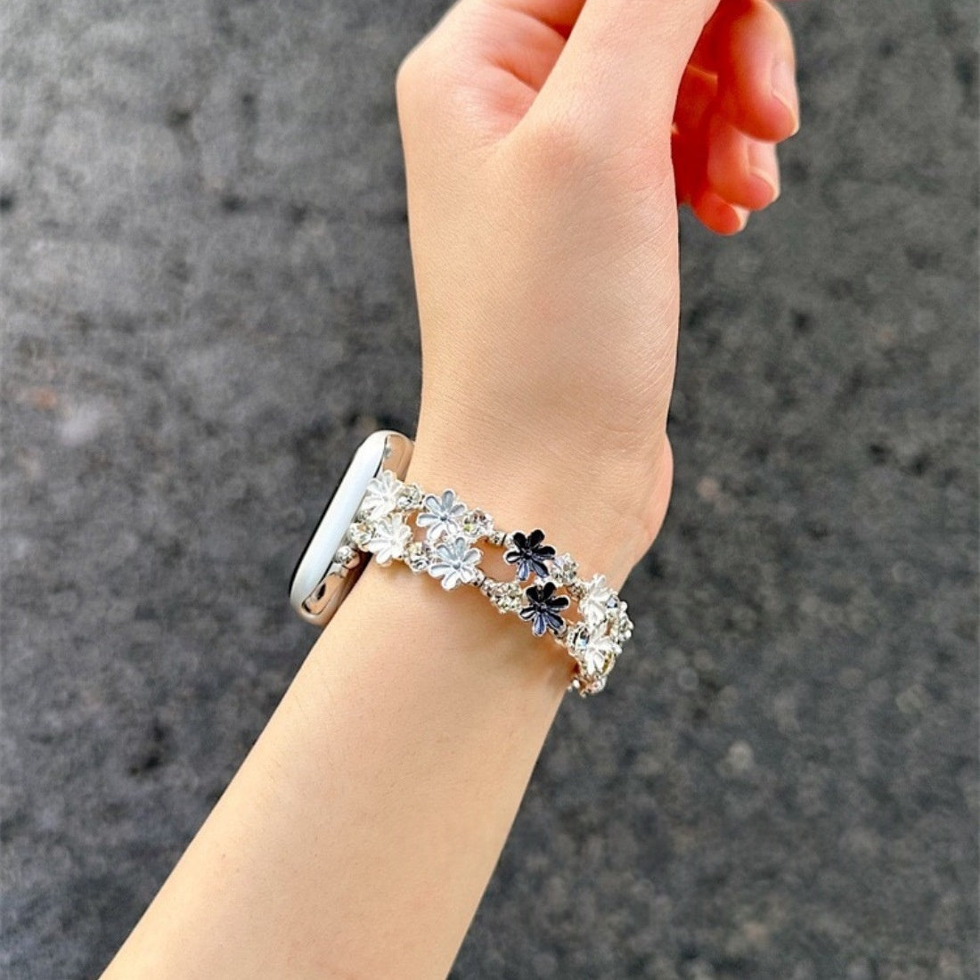 Creative And Versatile Daisy-flower Elastic Single-loop Watch Strap