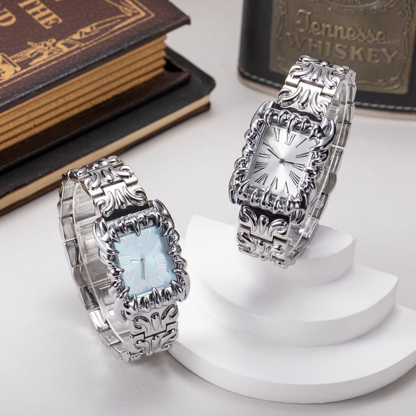 European And American Style Retro Personalized Embossed Irregular Shaped Pointed Claw Mens Watch