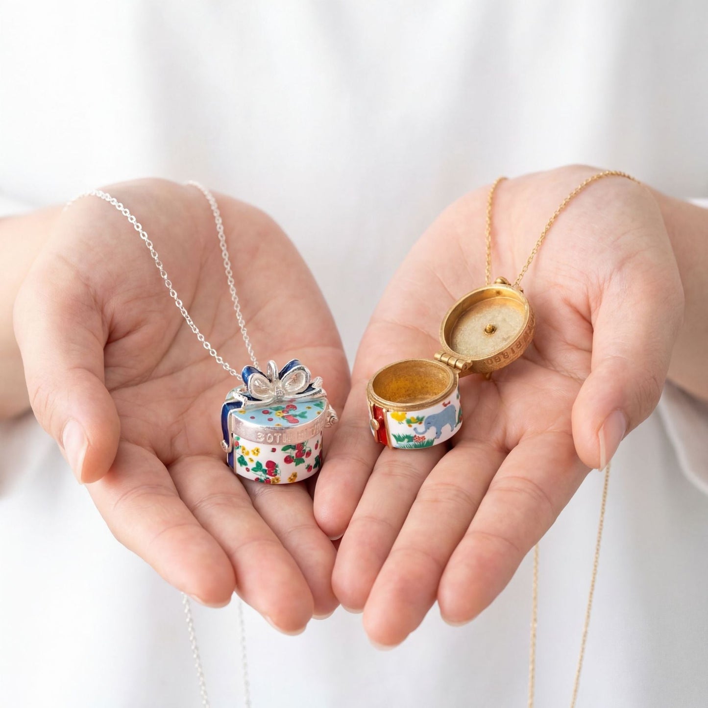 Retro Openable Gift Box Necklace