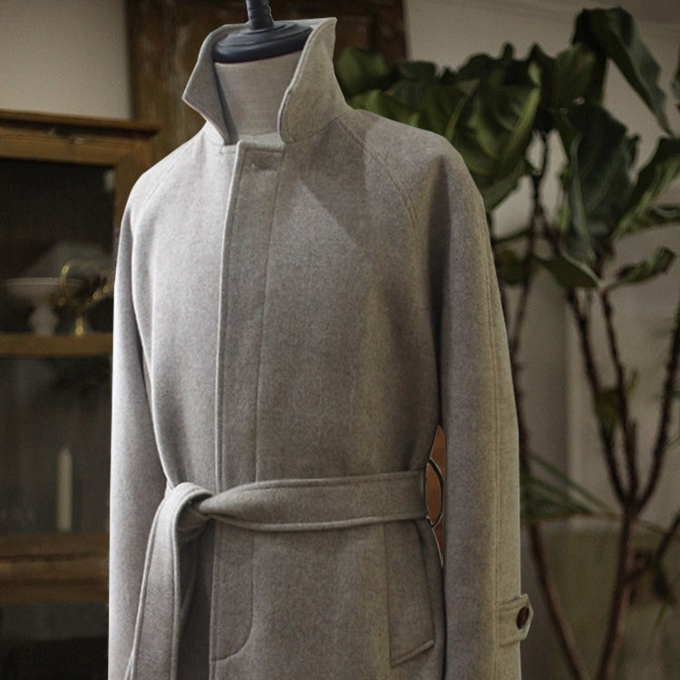Mens Mid-length Wool Coat With Horn Buttons And A Lapel Collar