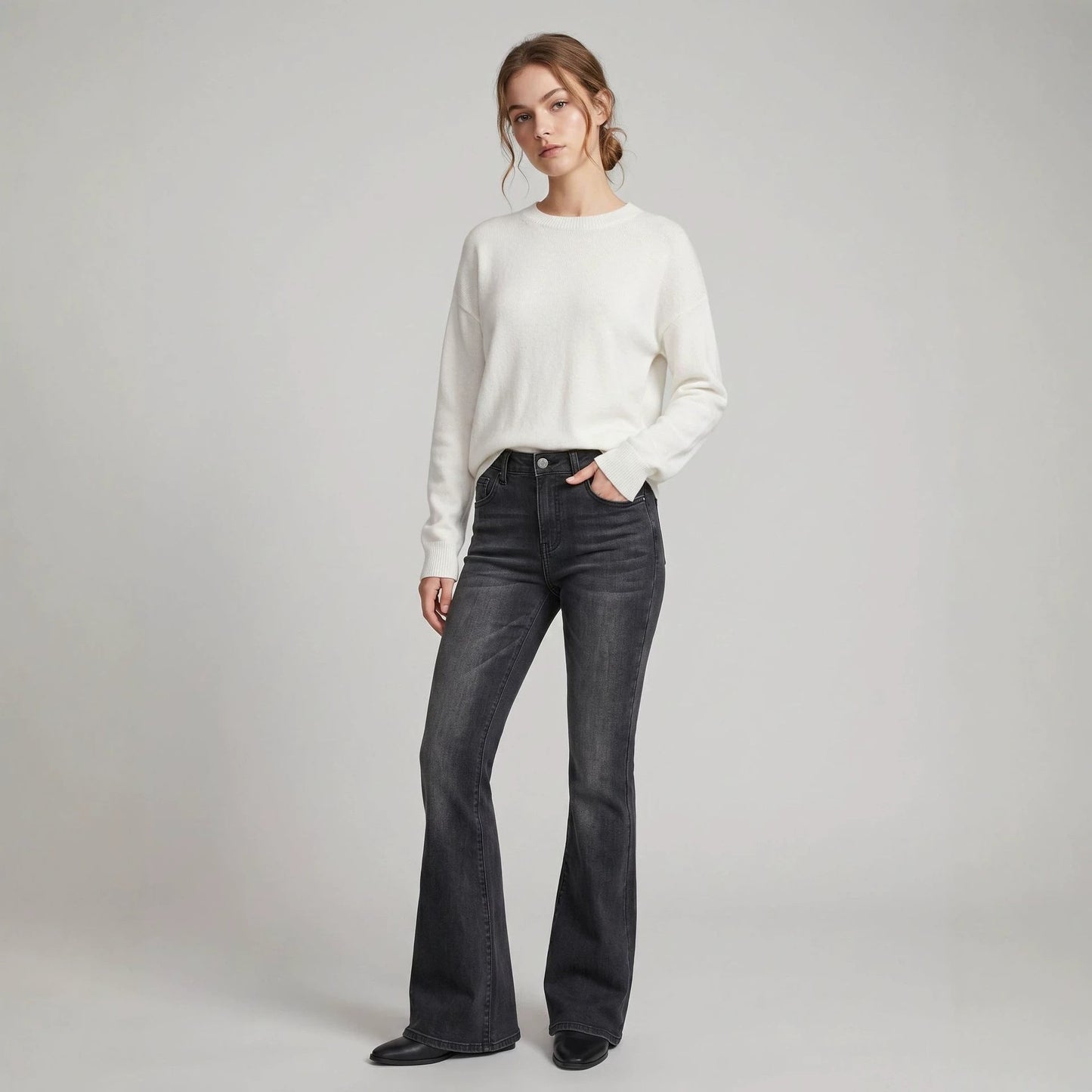 High-Waist Slim-Fit Slightly Flared Women's Jeans – Full-Length Denim Pants