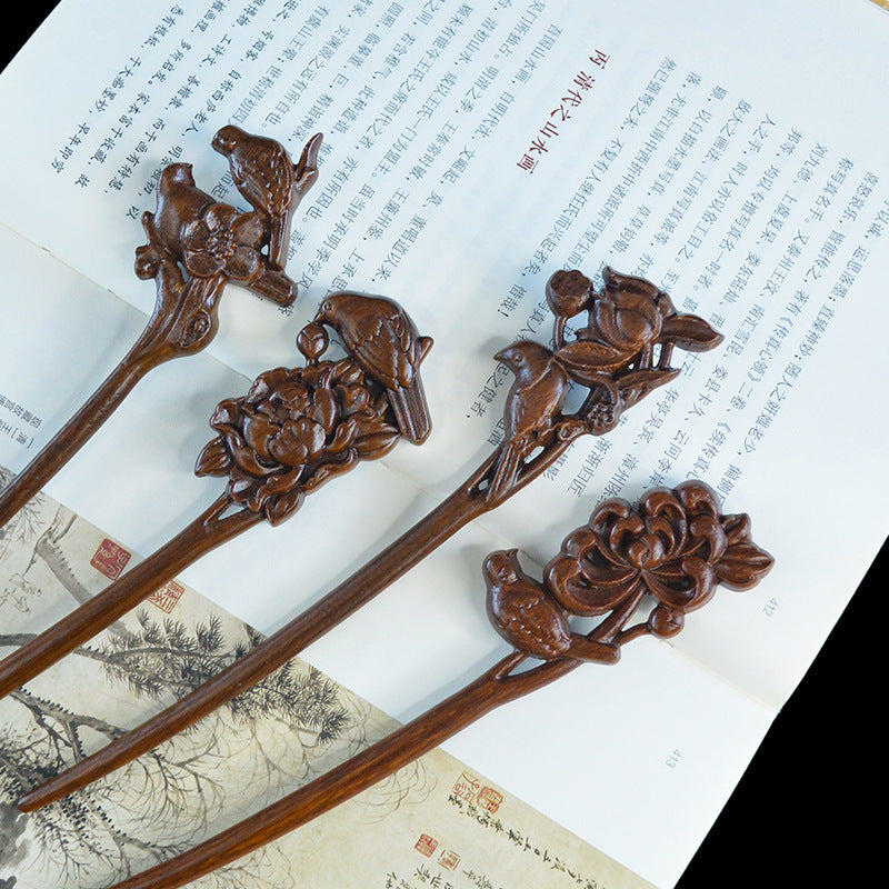 Gold Sandalwood Daily Updo Gadget Hair Claw Hairpin