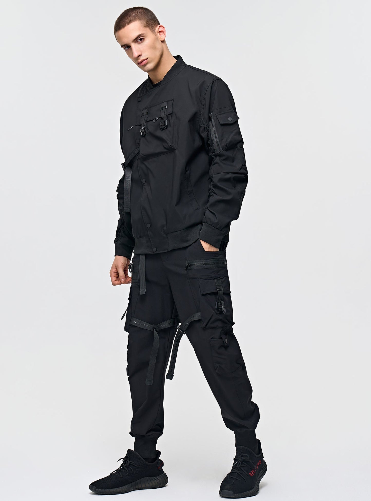 Pantalon noir classique 172