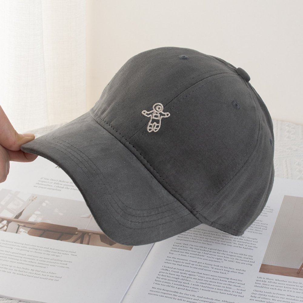 Unisex Mini Astronaut Embroidered Korean-style Casual Baseball Cap, Suitable For Daily Commuting And Outdoor Outings, Makes Your Face Look Smaller.