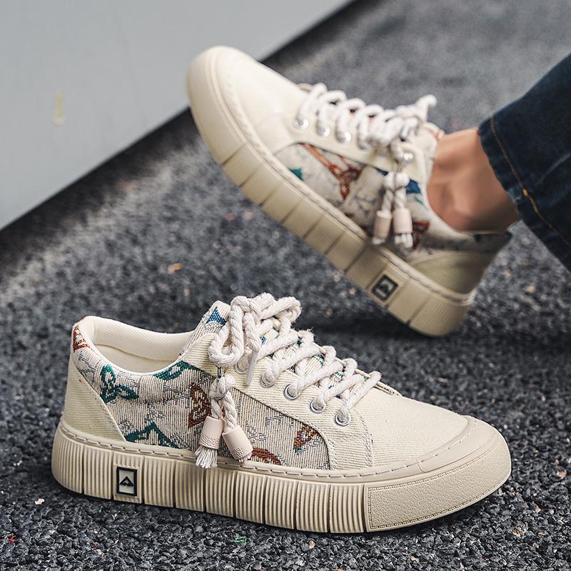 Trendy Wild Four Seasons Canvas Sneakers