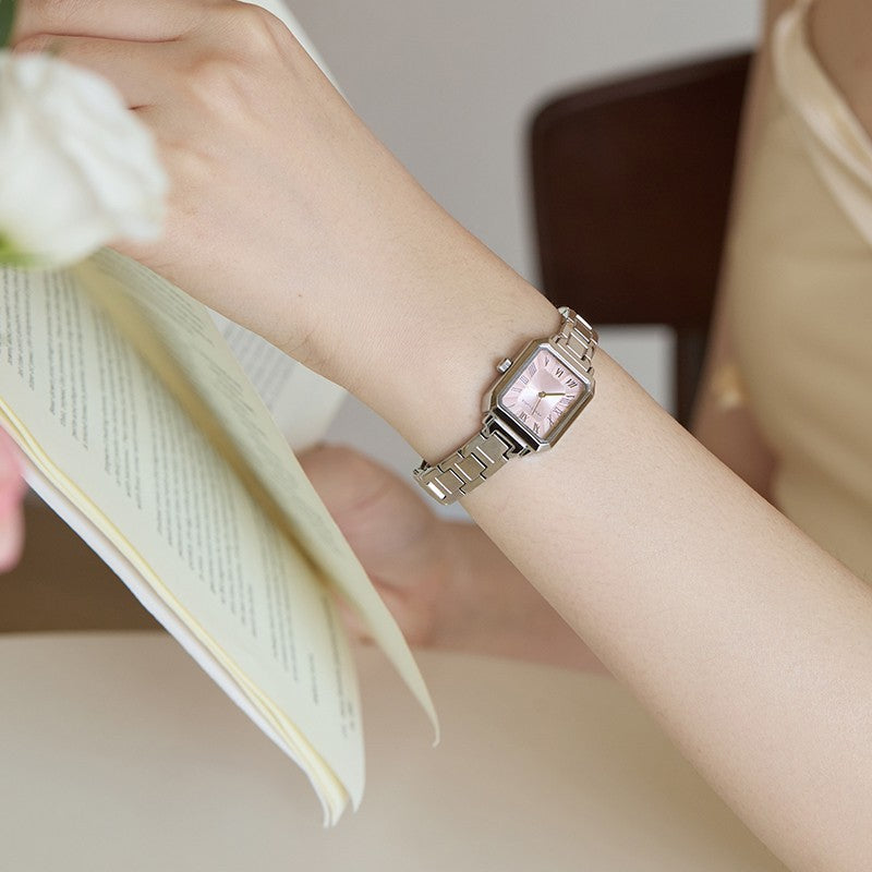 New Square Watch Womens Fashionable And Elegant Style