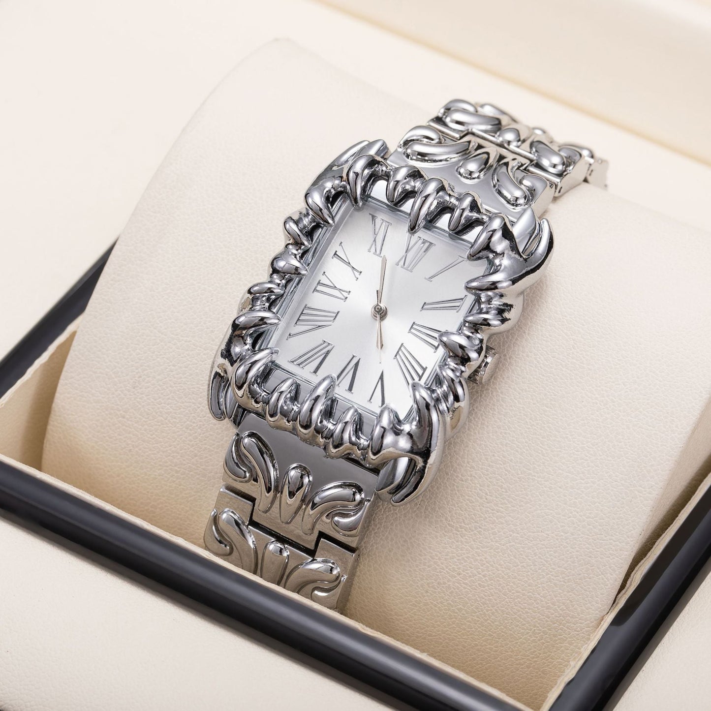 European And American Style Retro Personalized Embossed Irregular Shaped Pointed Claw Mens Watch