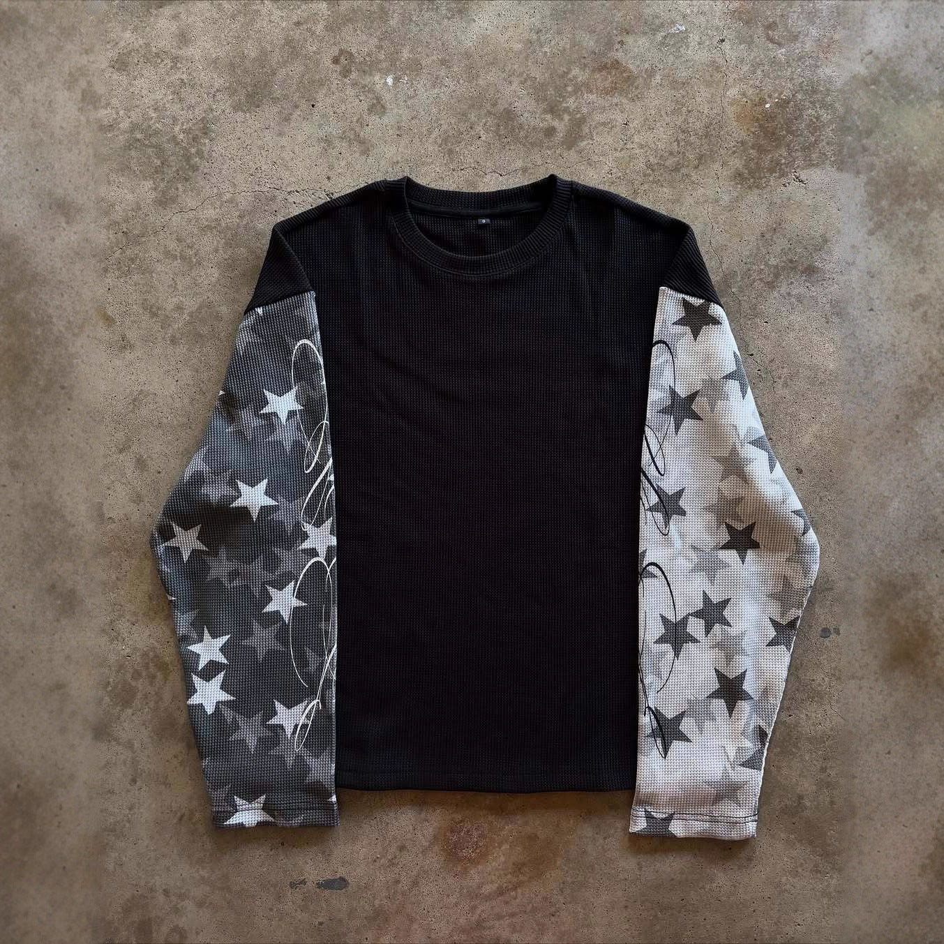 Mens Long-Sleeve Vintage T-Shirt