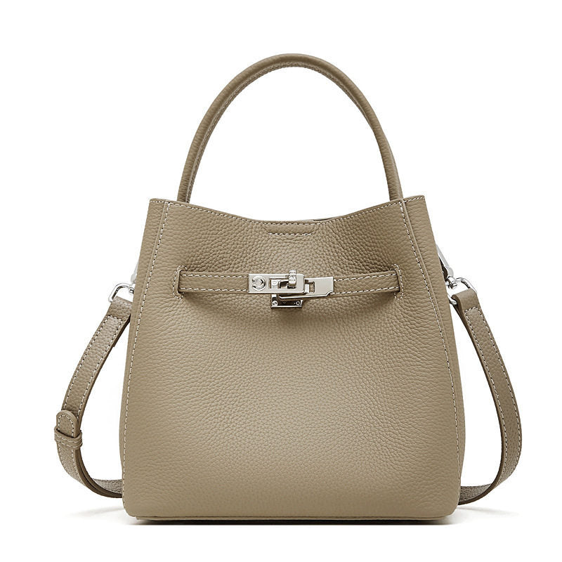 Autumn And Winter New Genuine Leather Vegetable Basket Bucket Bag For Women, Made Of Top-layer Cowhide, Versatile For Commuting, Can Be Worn On The Shoulder Or Carried By Hand