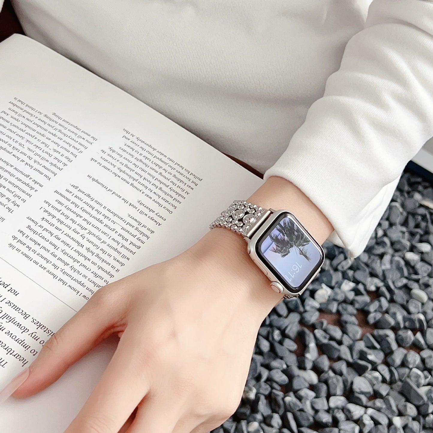 Five-bead Round Metal Watch Strap