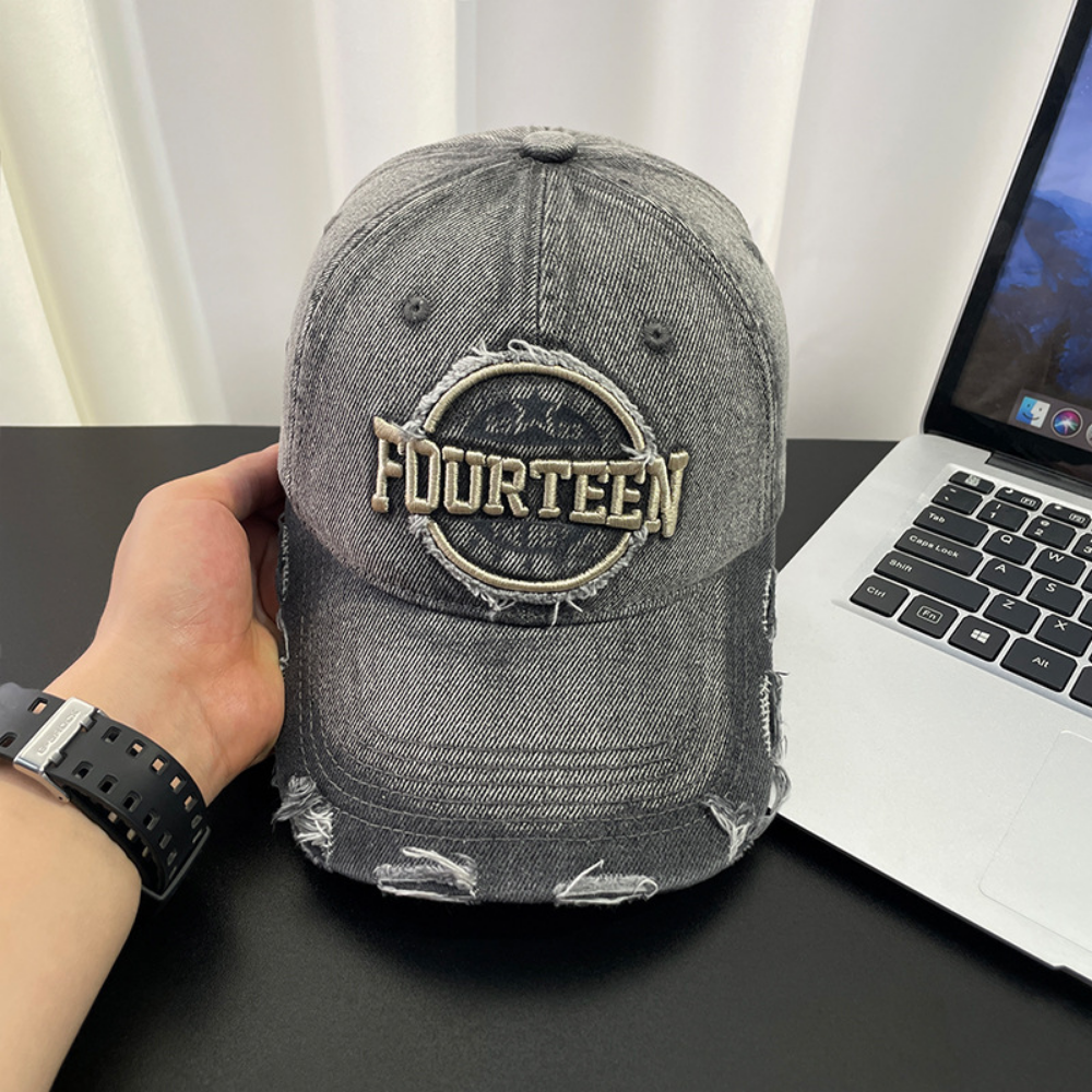 Monochromatic Individuality Frayed Letter Embroidery Washed-out Vintage Trend Fashion Holey Brim Baseball Cap Street Travel