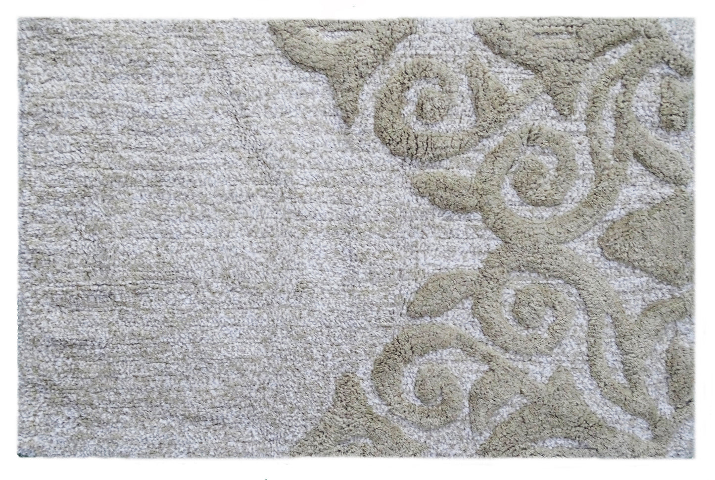 Damask Pattern Bath Rug in Beige & Ivory