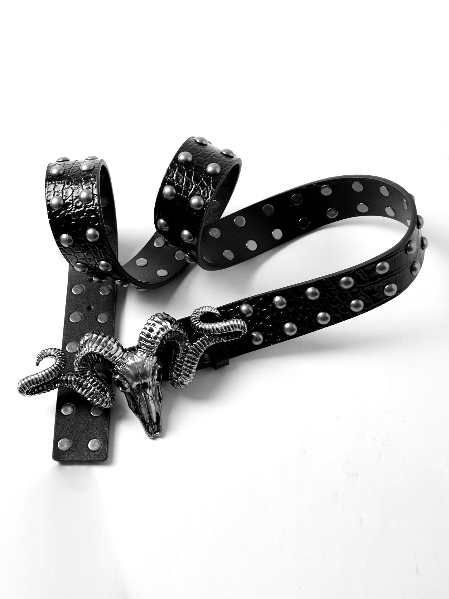Distressed Skull And Sheep-head Belt Made From Full-grain Cowhide