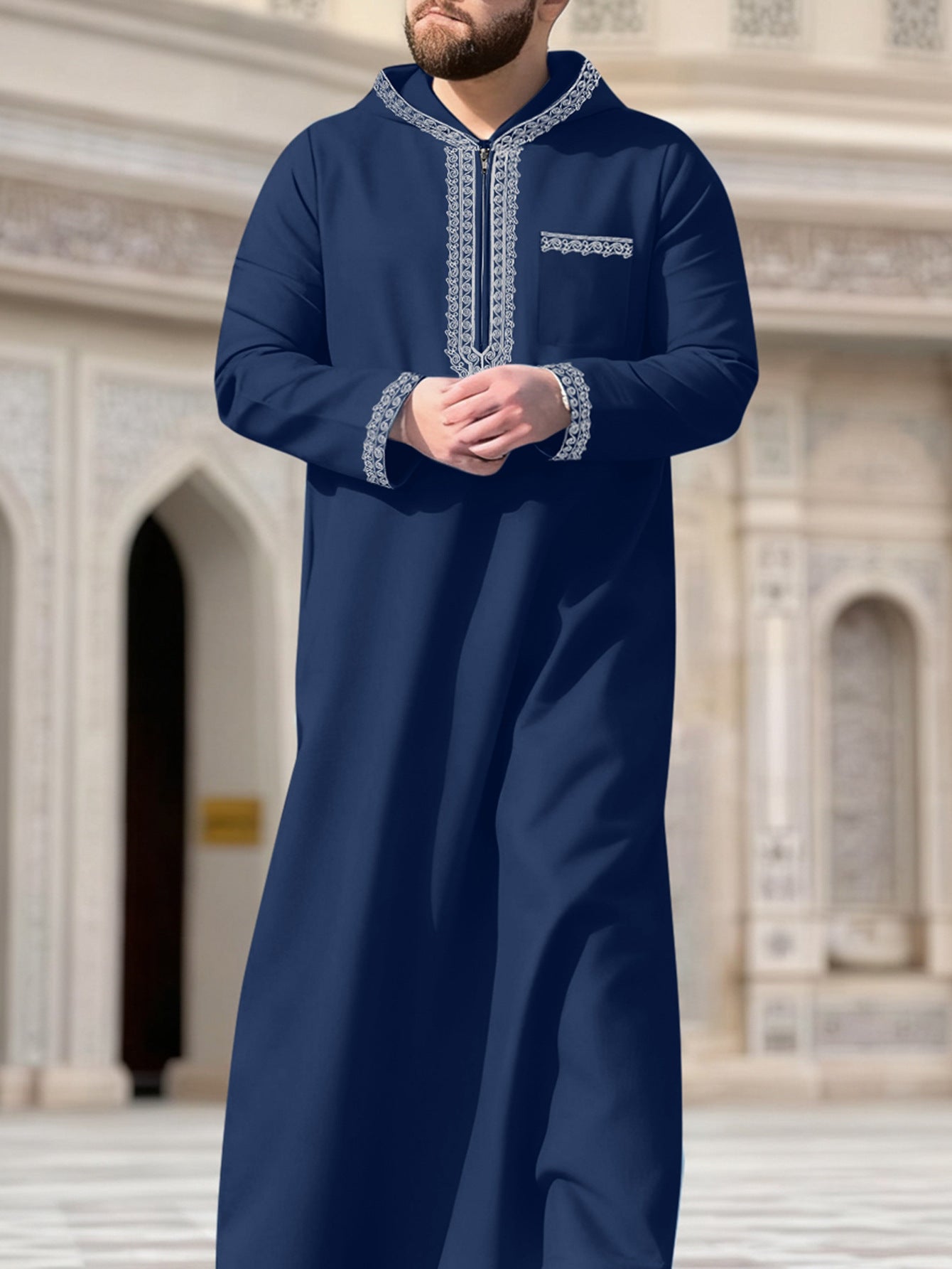 Middle Eastern Men's Robe With Long Sleeves And A Hood For International Trade