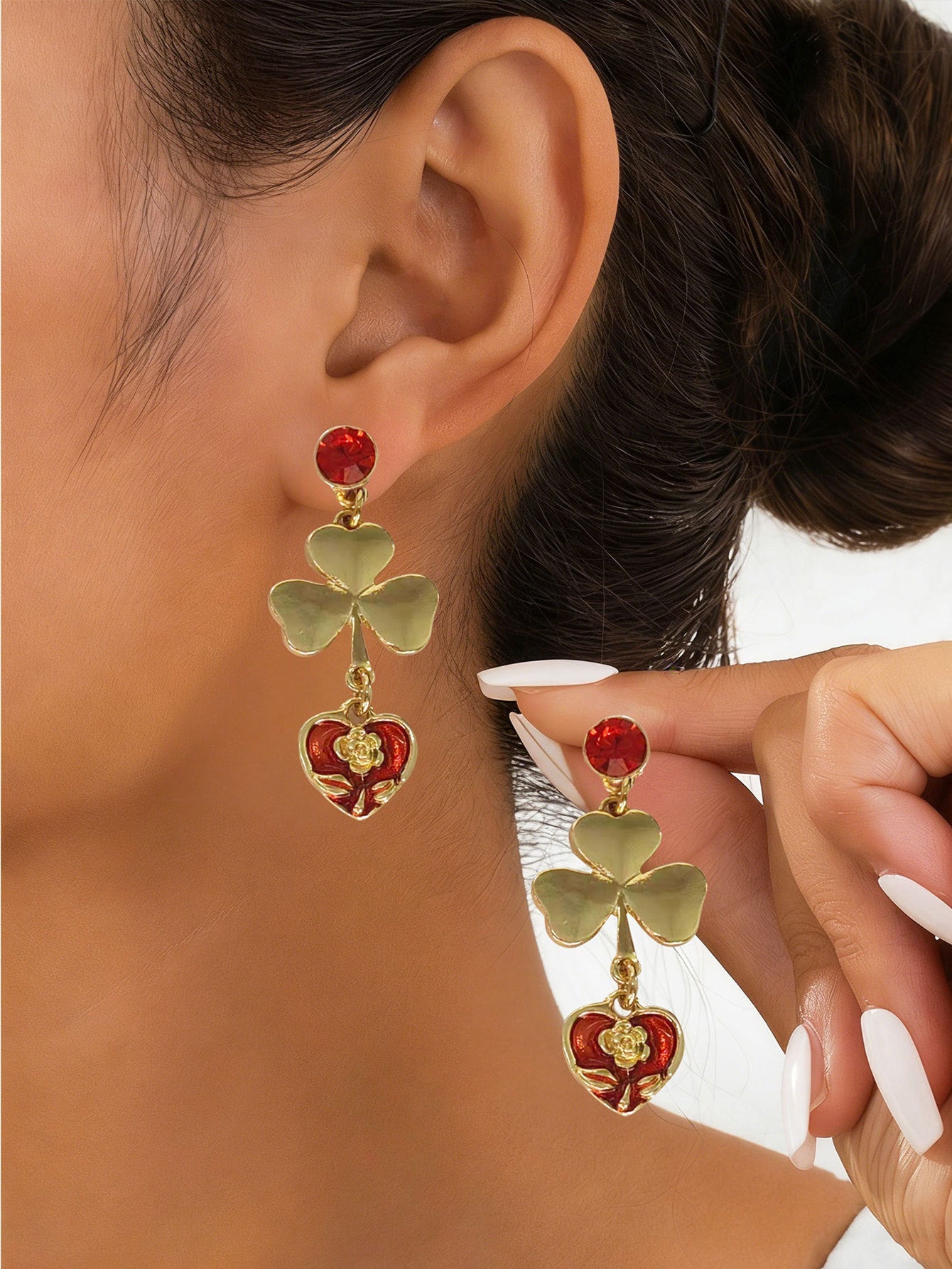 Women New Niche Floral Heart Drop Earrings, Wholesale High-End Light Luxury Ladies Ear Ornaments