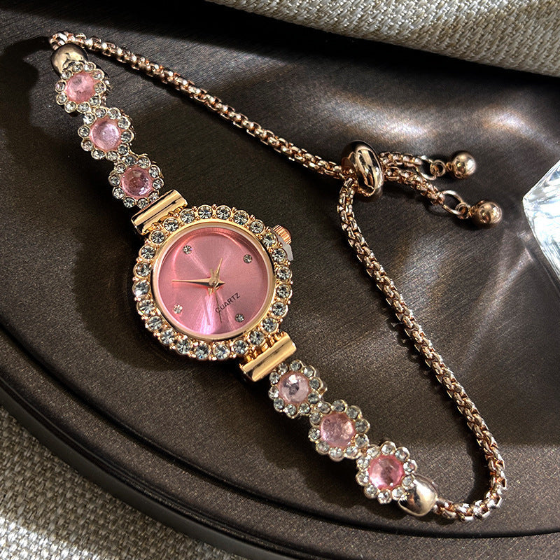 Fashionable Quartz Watch With A Pull-out Diamond