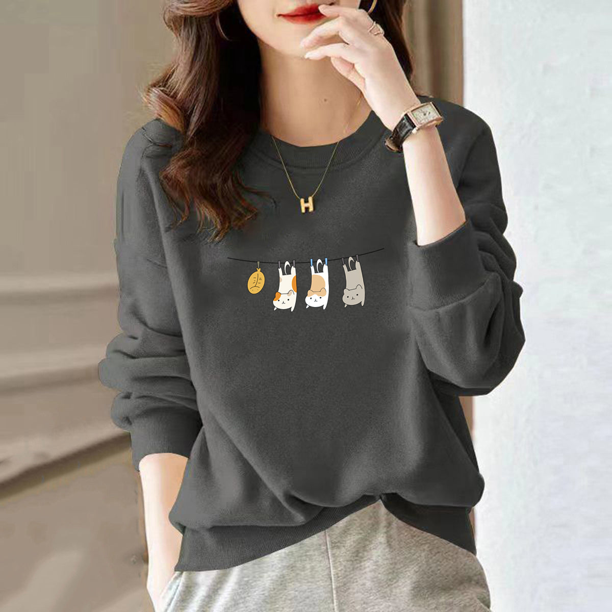 Womens FallWinter Designer Crewneck Sweatshirt For A Stylish Warm Look