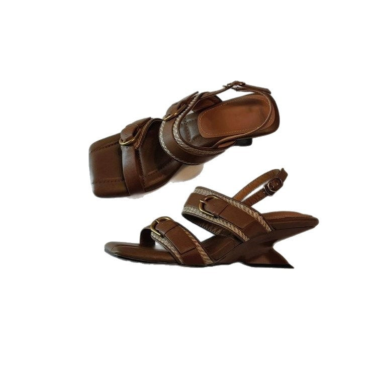 French Style Wedge And Fashionable Open Toed Sandals For Women