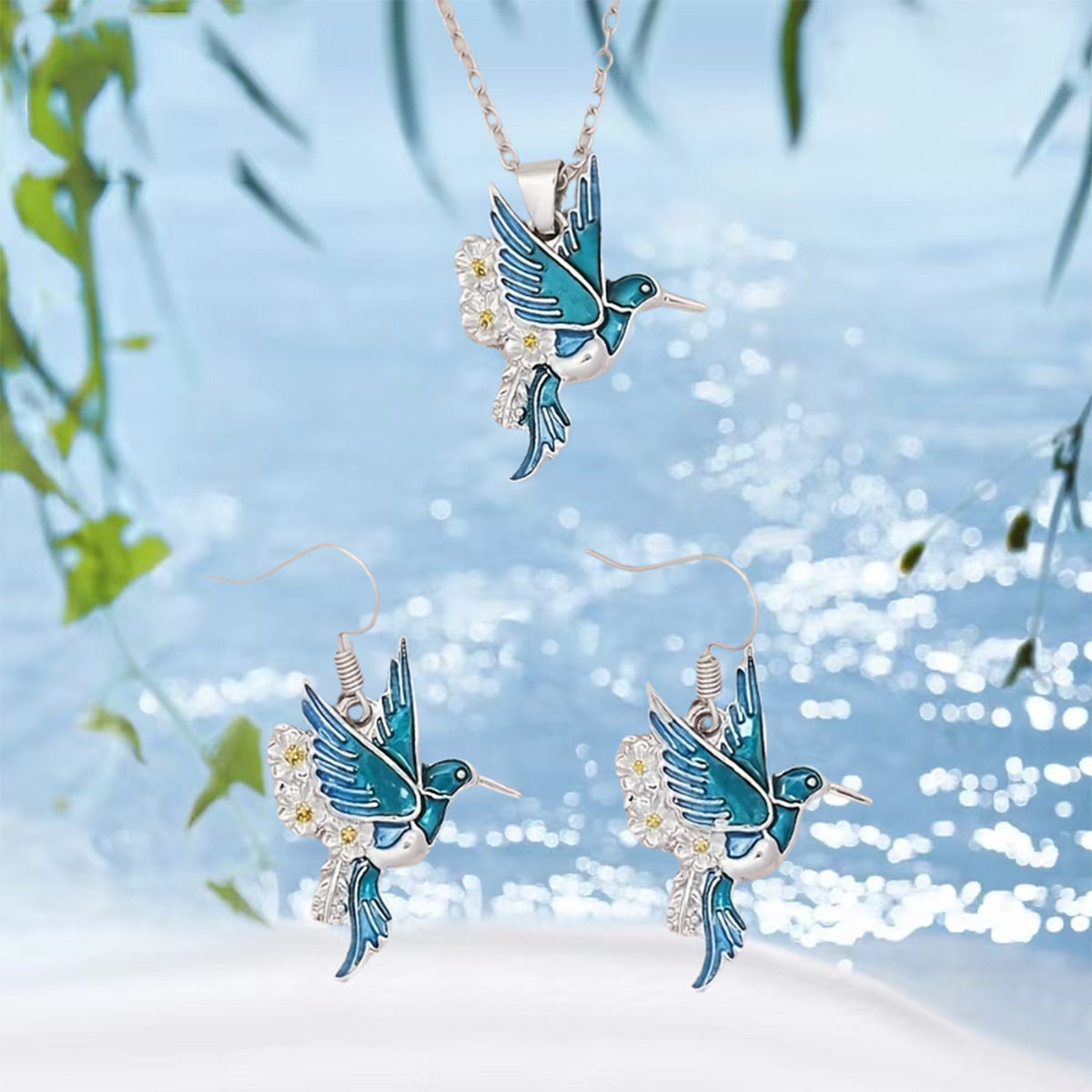Hummingbird Pendant Necklace Eardrop Set