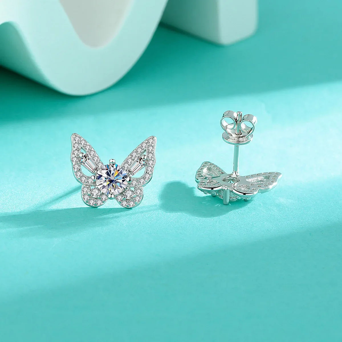 Boucles d'oreilles clous papillon en argent sterling 925 et moissanite, cadeau romantique pour femme