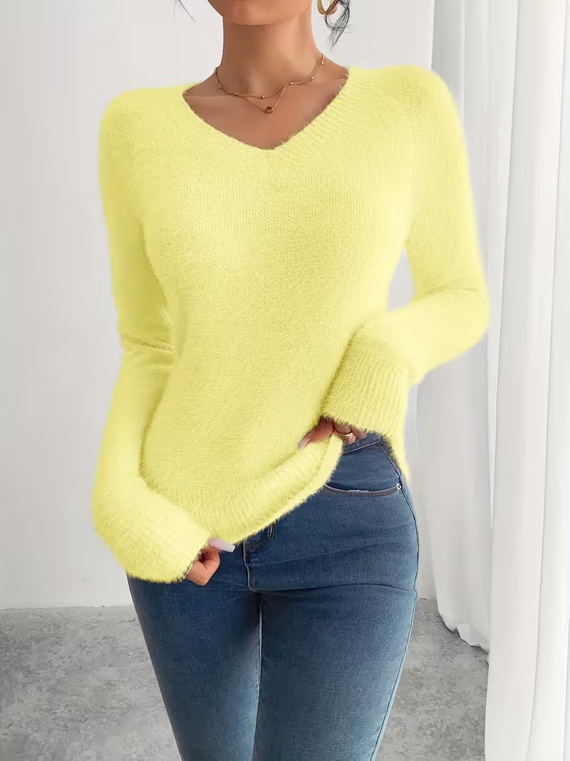 V-neck Solid-color Knitted Warm Plush Sweater