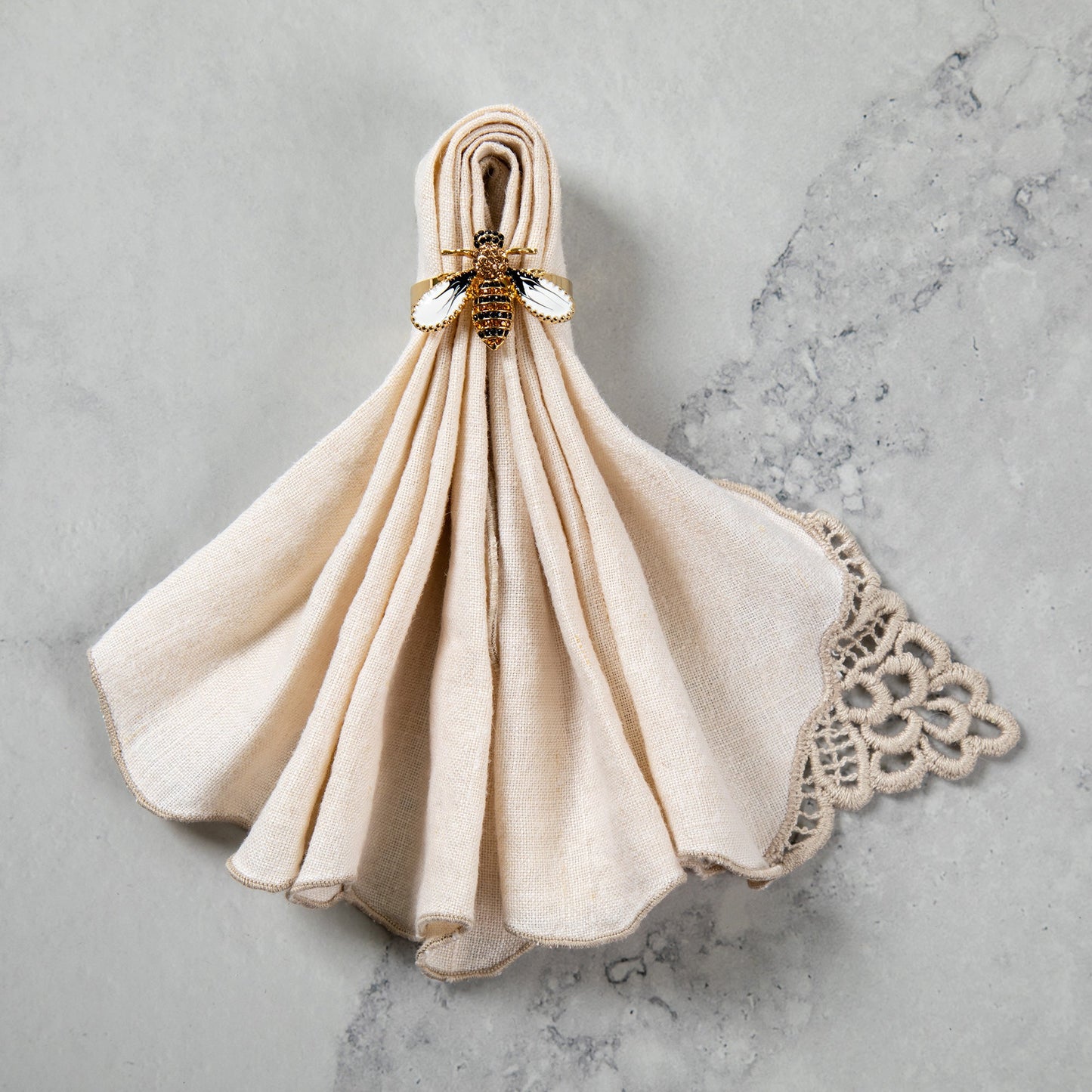Elegant Bee Napkin Ring - Set of 4