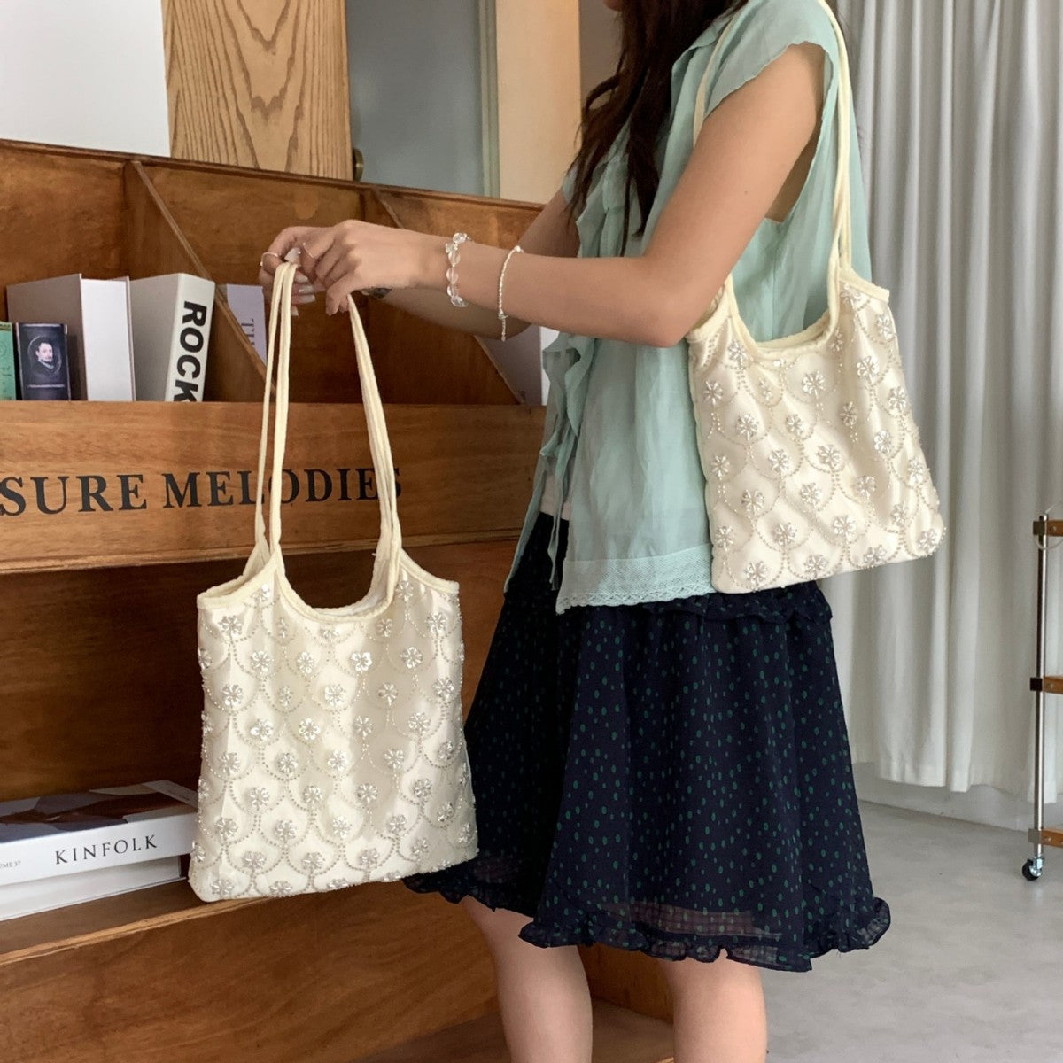 Embroidered Beaded Versatile Single-shoulder Bag