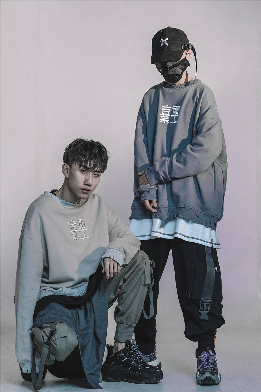 HiH14 Industrial Distressed Crewneck