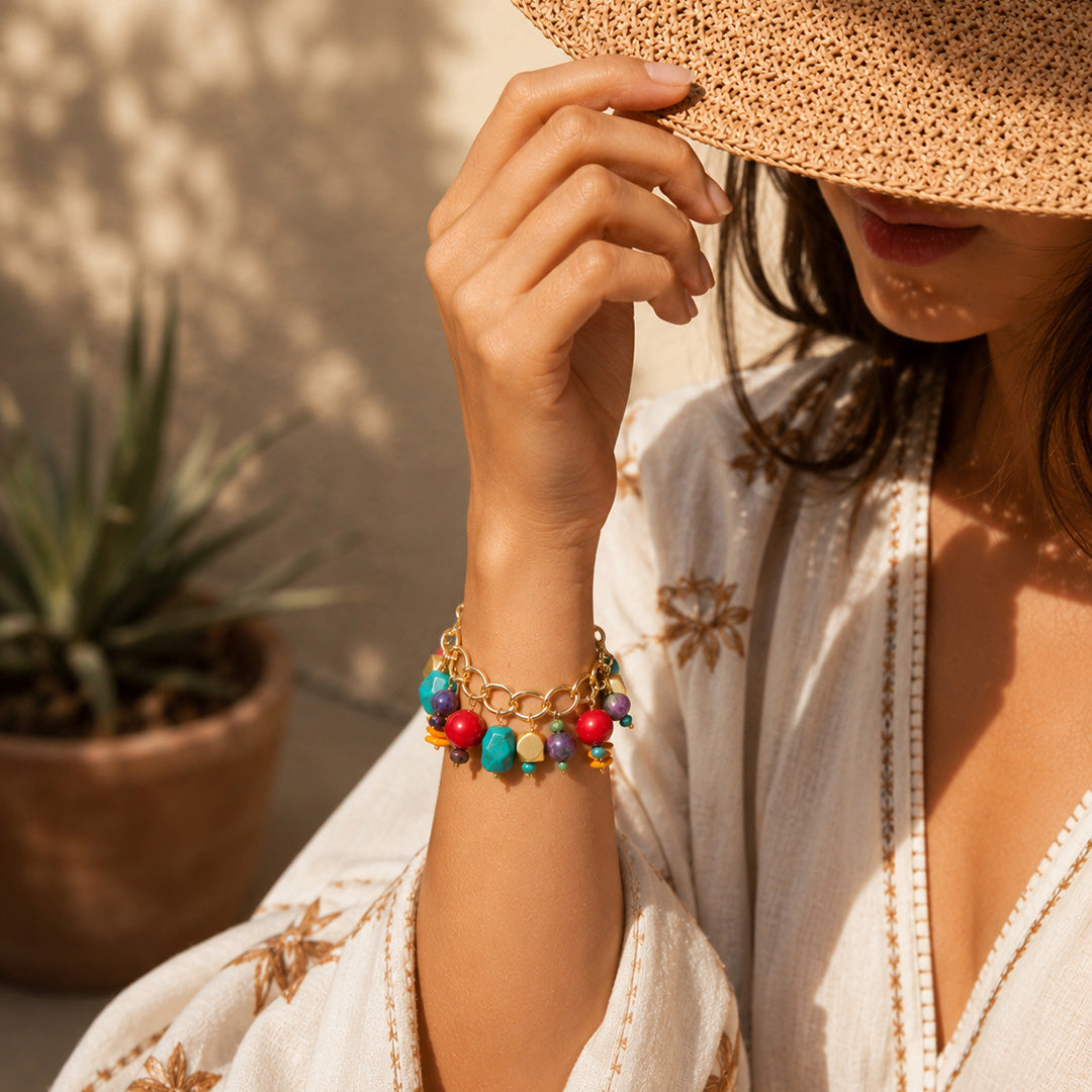 Bracelet doré breloque pierre colorée Zion