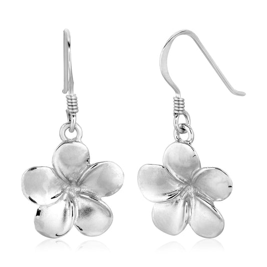 Ohrhänger mit mattiertem, strukturiertem Blumenmotiv aus Sterlingsilber