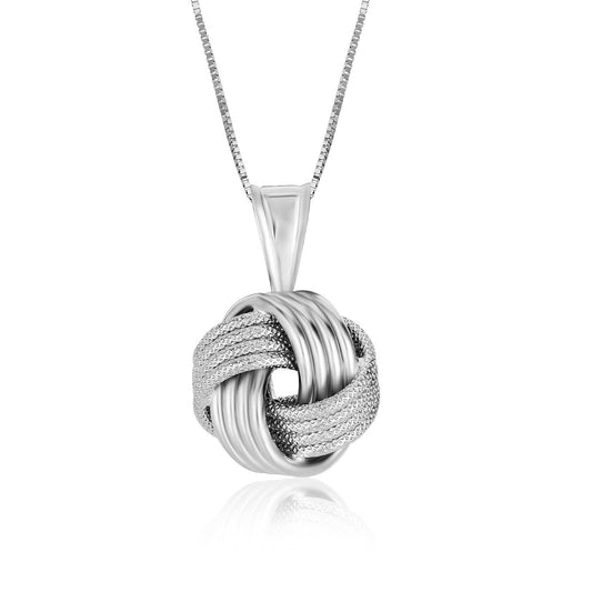 Anhänger aus Sterlingsilber mit einem geknoteten Liebesmotiv und Rillenstruktur