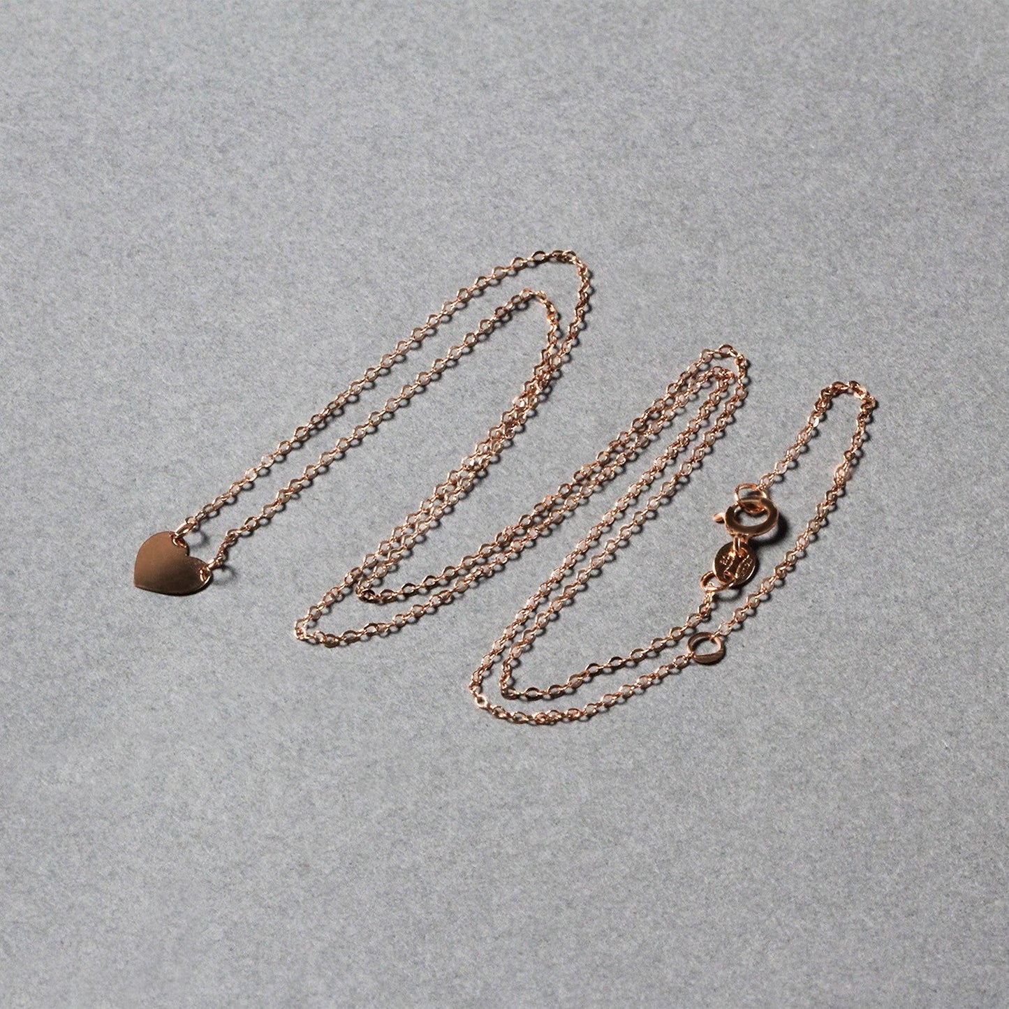 14k Roségold polierte Mini-Herzkette