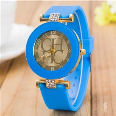 STEVVEX simple leather Casual Quartz Watch Women Crystal Silicone Watches Wrist Watch  For Women and Girls Coffee