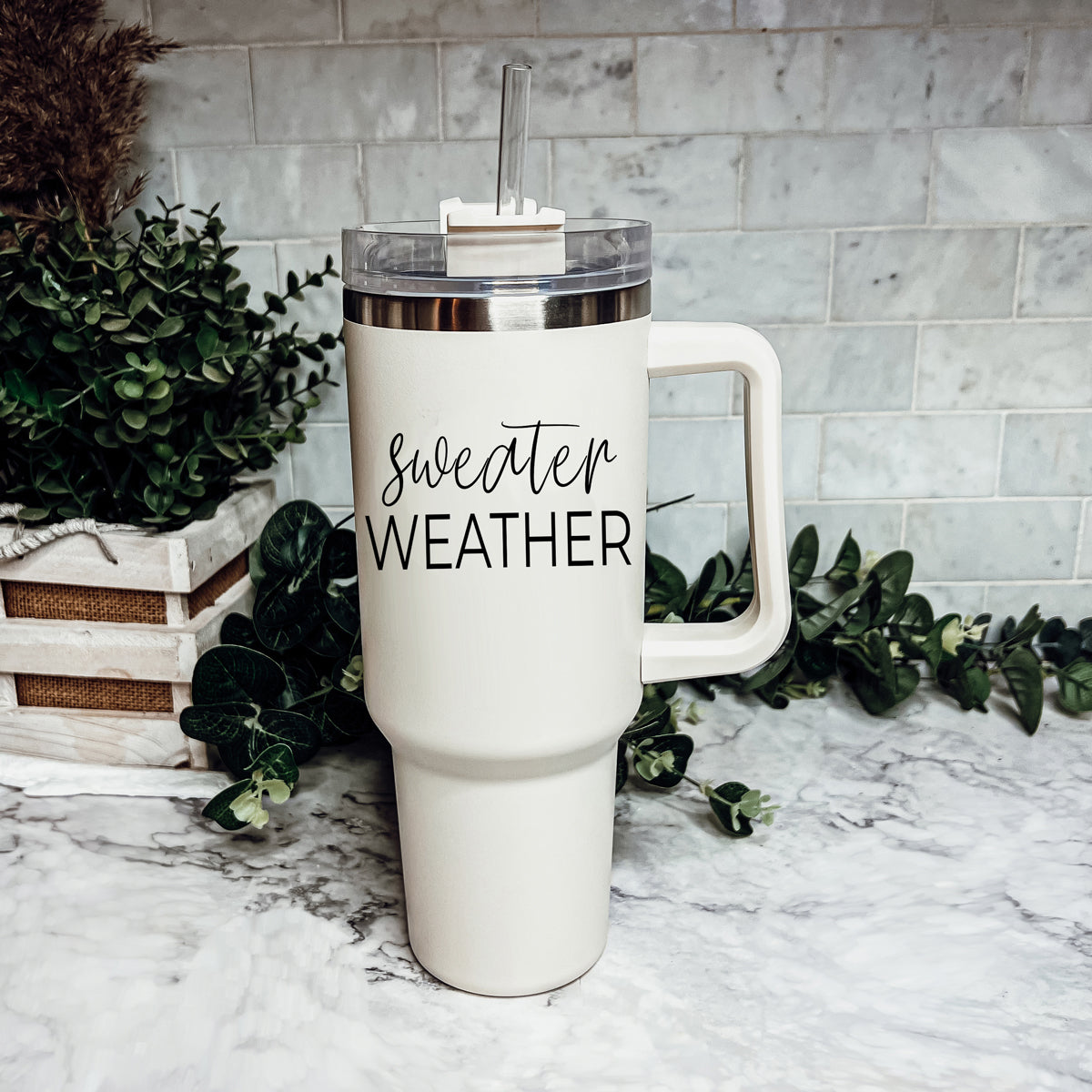 Mug de voyage isotherme 40oz avec poignée, couvercle et paille - Mug d'automne "Sweater Weather"