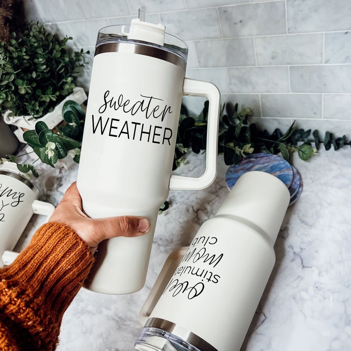Mug de voyage isotherme 40oz avec poignée, couvercle et paille - Mug d'automne "Sweater Weather"