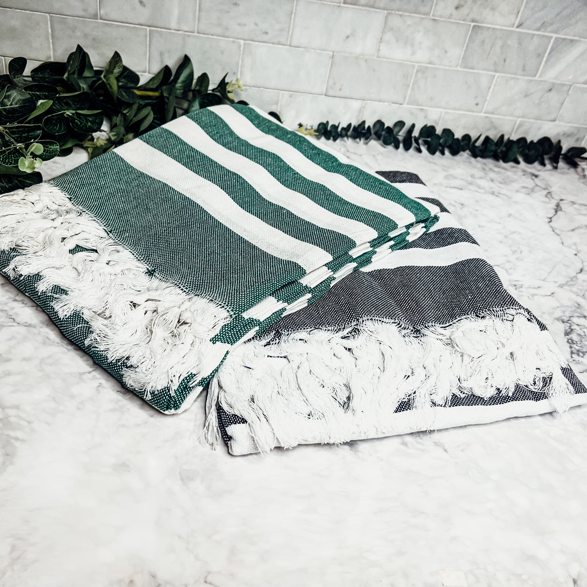 Serviette de plage turque en coton 180 GSM légère type Peshtemal à rayures