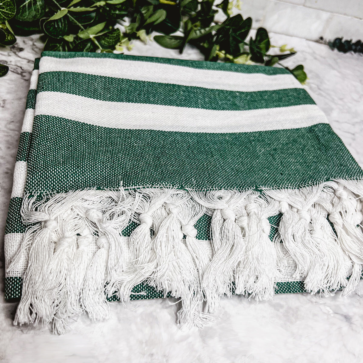 Serviette de plage turque en coton 180 GSM légère type Peshtemal à rayures