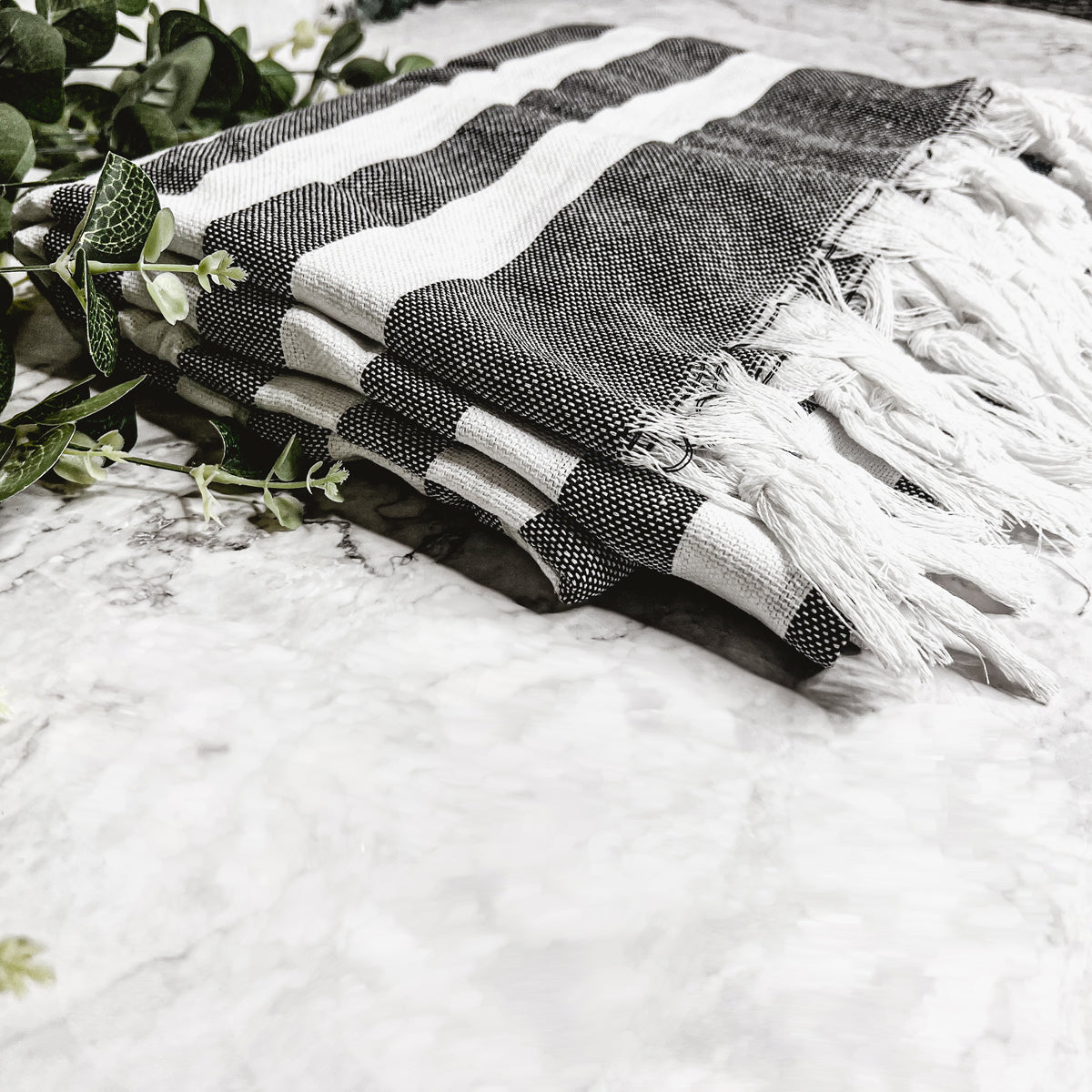 Serviette de plage turque en coton 180 GSM légère type Peshtemal à rayures