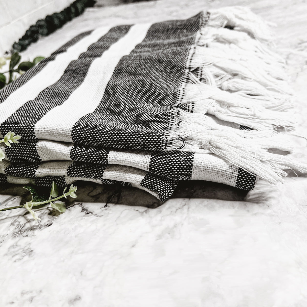 Serviette de plage turque en coton 180 GSM légère type Peshtemal à rayures