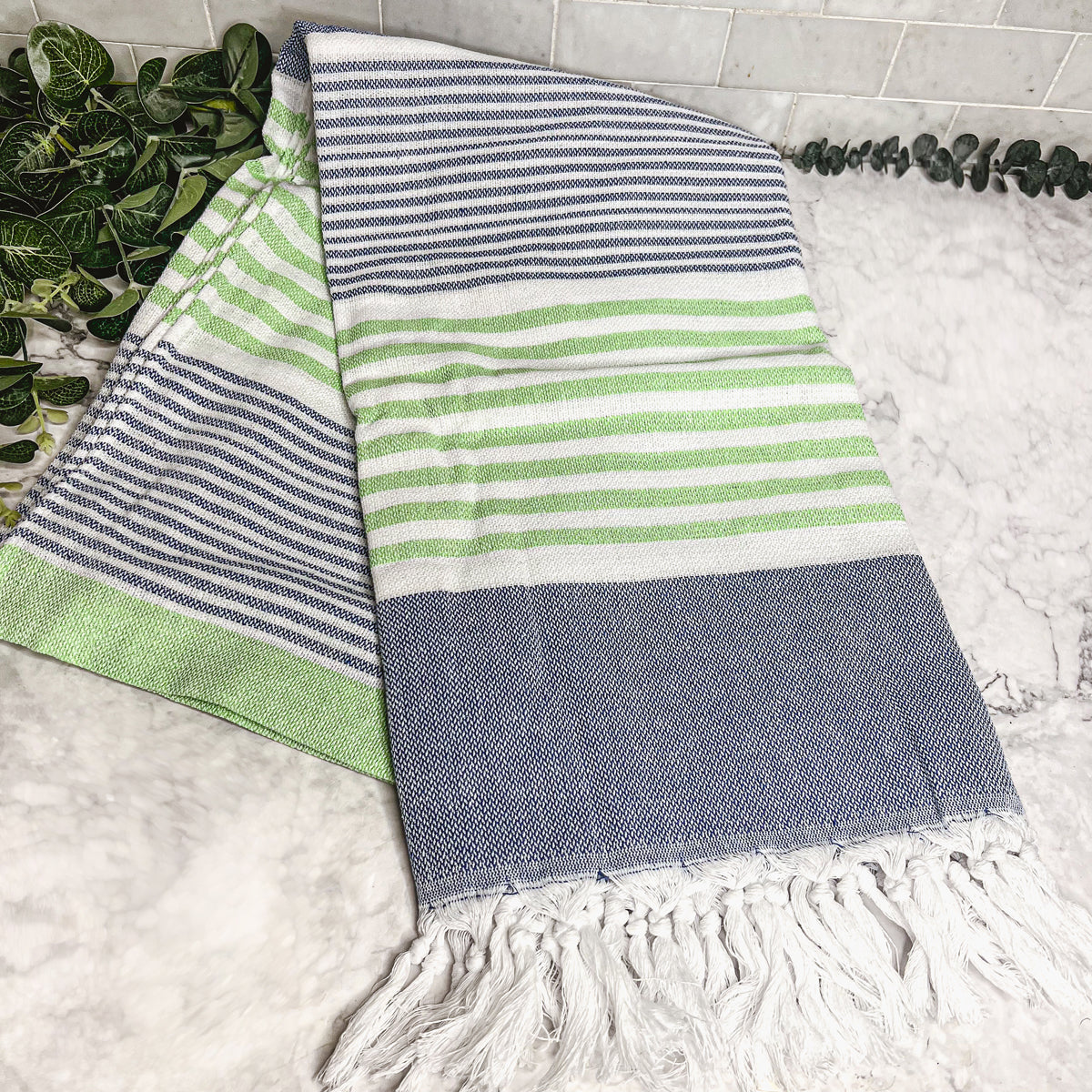Serviette de plage/bain Peshtemal légère en coton 180GSM avec franges Pop Of Summer