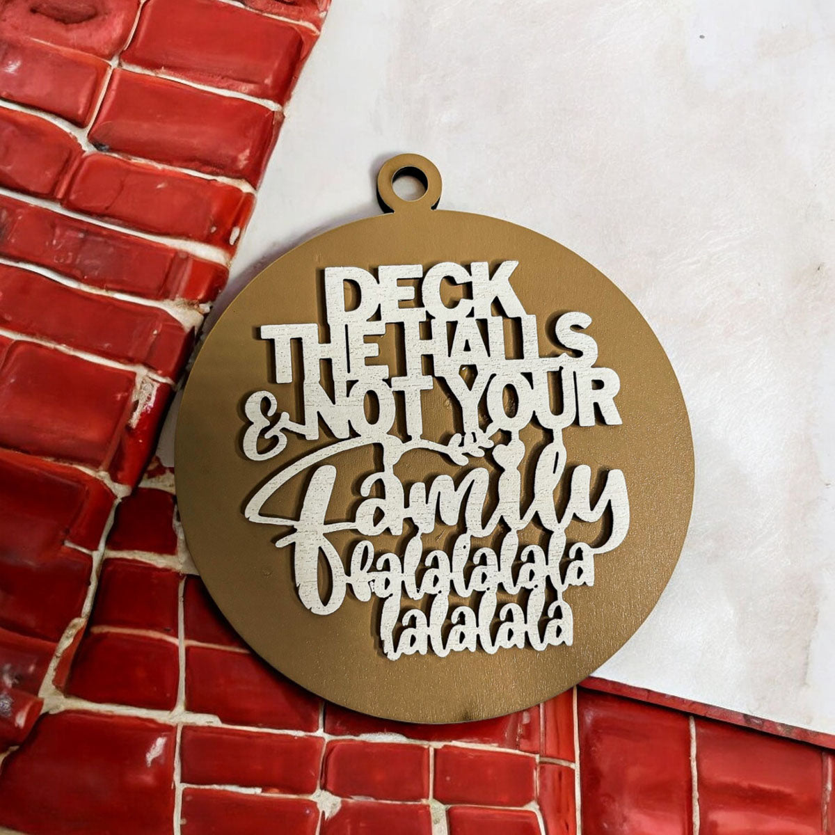 Unvollkommene Deck The Halls 3D handgefertigte Holz-Weihnachtsornament-Set limitierte Auflage Hängedekoration