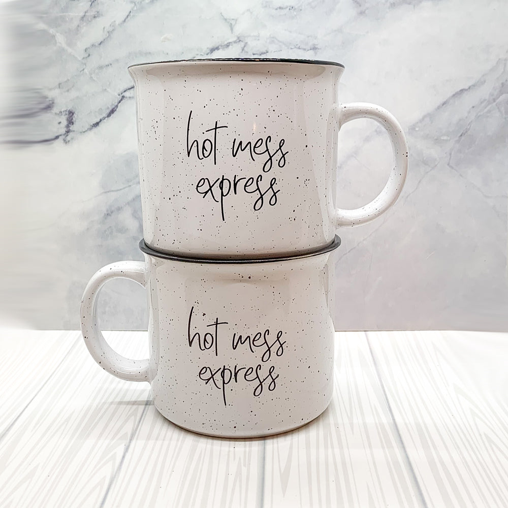 Hot Mess Express Übergroße Lagerfeuer-Tasse mit schwarzem Rand, Limited Edition, beidseitig bedruckt